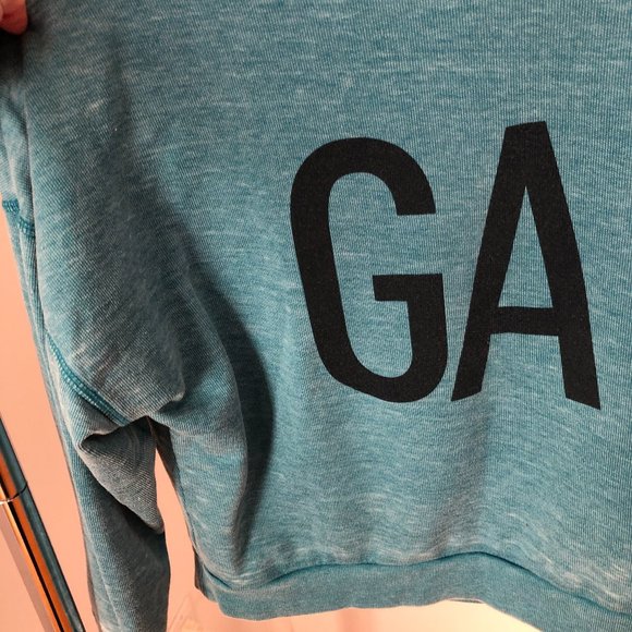 Reebok Sweatshirt - Picture 5 of 9